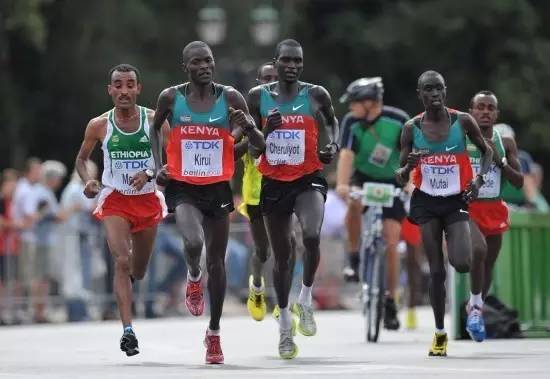 马拉松比赛进行中腹部疼痛,马拉松赛后疼痛