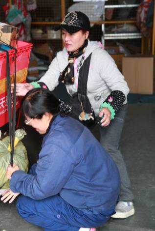 武汉快递员一单挣多少,快递员月薪8000不干了