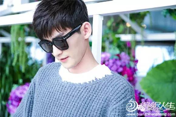 怎样用旧毛线织时尚毛衣 (毛衣柔软保暖)