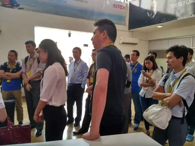 中国手机产业视察团走进Intex、闻尚