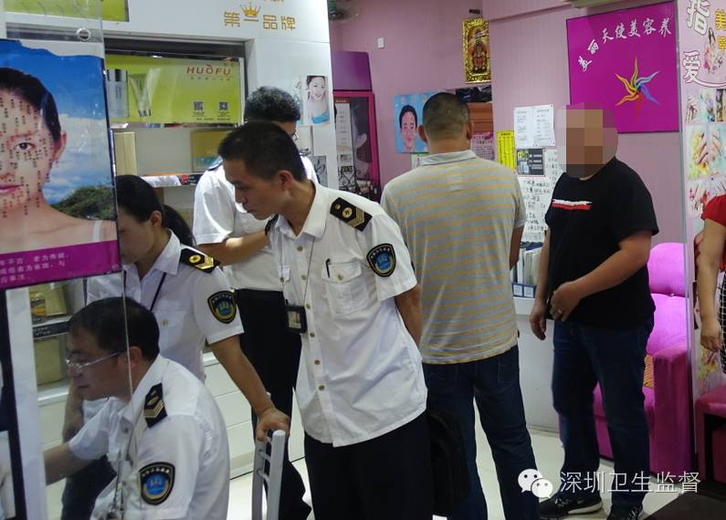 洗纹身感染出脓溃烂会不会留疤,洗纹身伤口发炎溃烂多久不疼