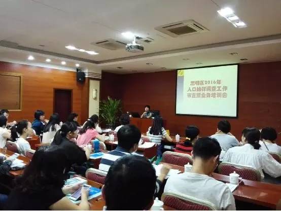 假如有人敲你家门怎么办,深夜有陌生人敲门怎么应对