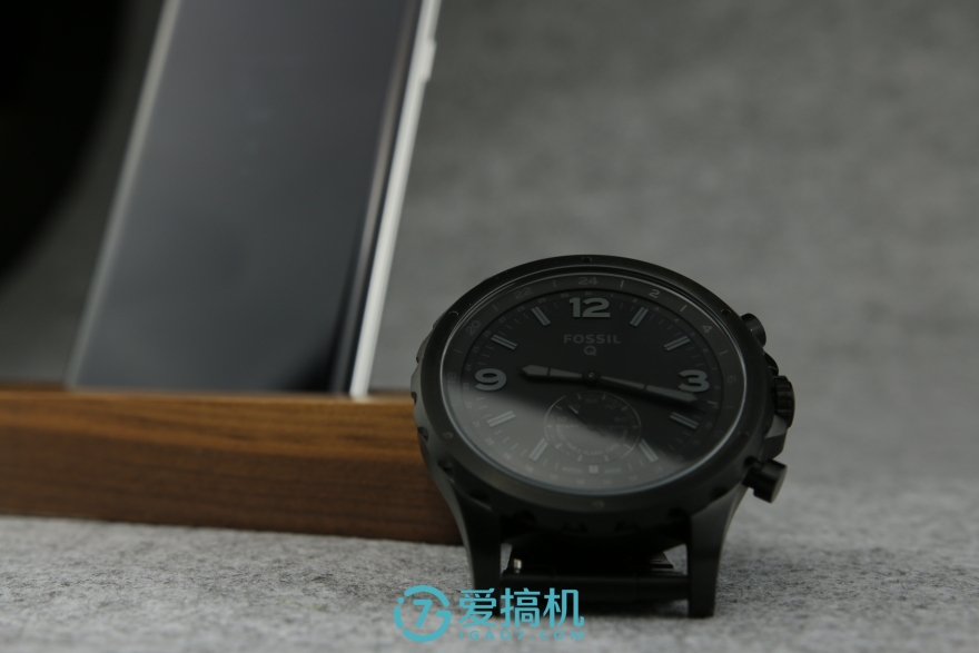 fossil智能手表最新,fossil智能手表哪个好