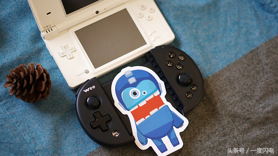 飞智wee手柄支持ios15.0,飞智游戏手柄wee拉伸手柄