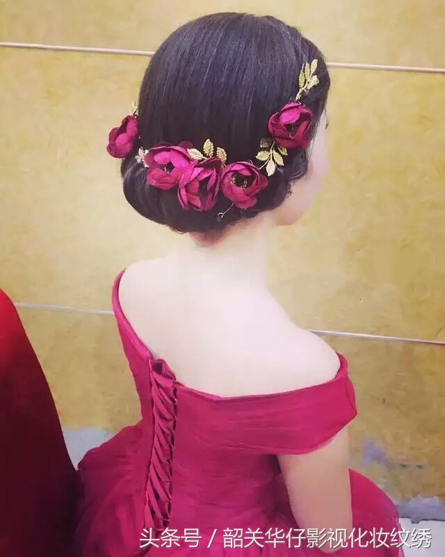 敬酒服复古礼帽新娘造型,新娘新款式敬酒服款式大全