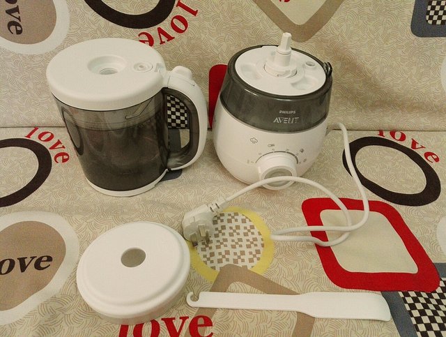 给宝宝添辅食要全部喂完吗,飞利浦新安怡辅食机使用方法视频