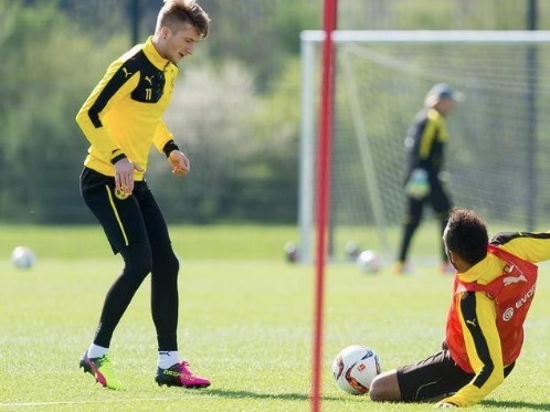 绿荫球场,绿茵场上的精彩绝杀