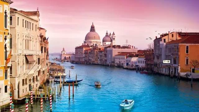 美艳洋模带您私家欧洲之旅！