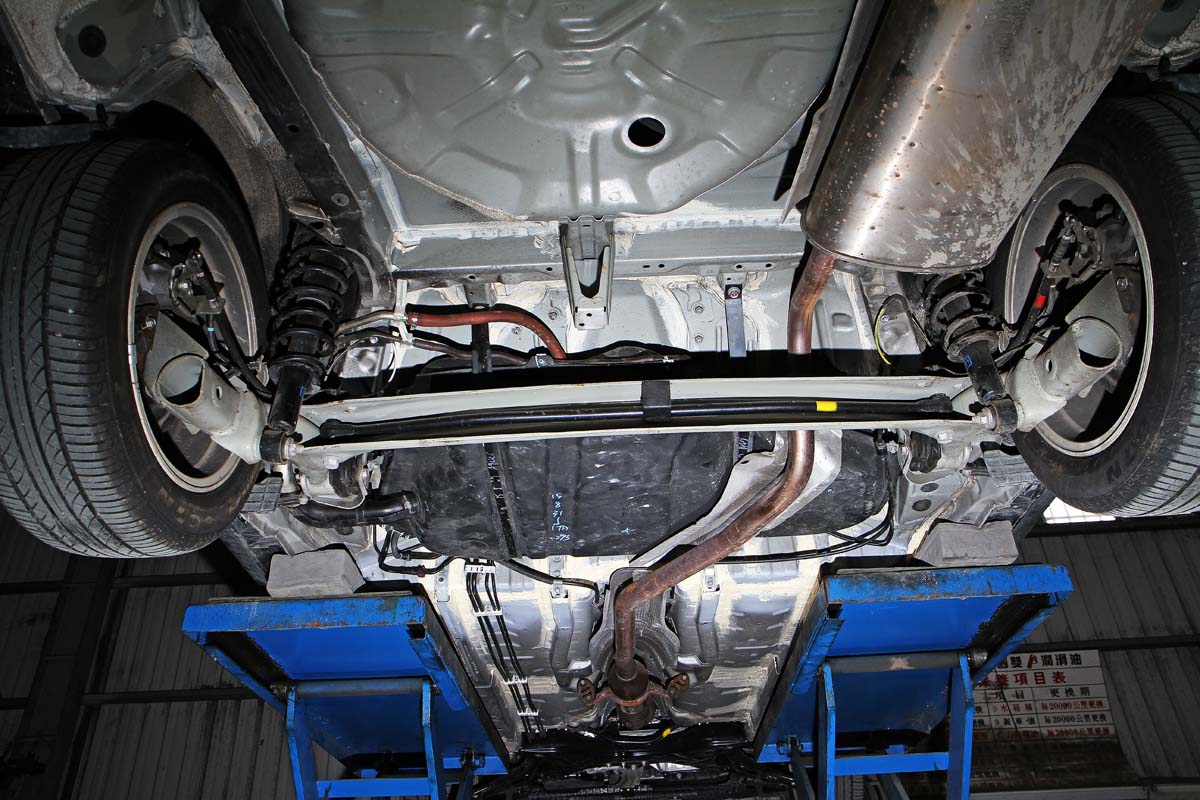 大事故拼接车维修视频,大撞车修复