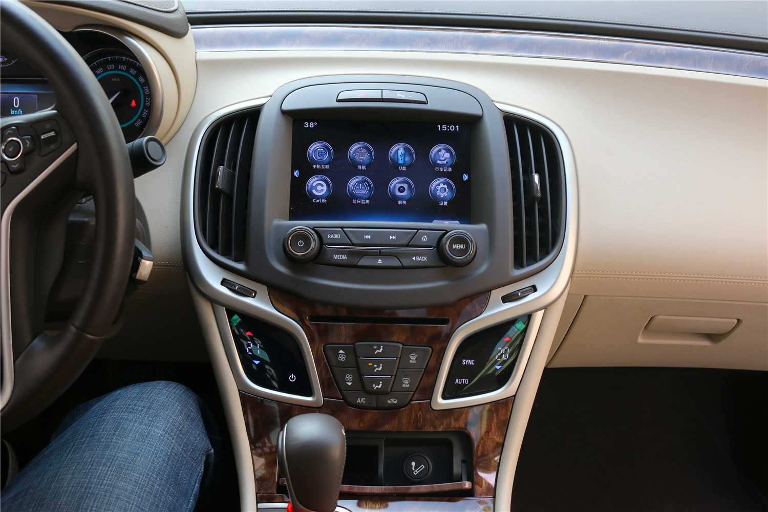 13款别克君越智能导航,别克君越最好的导航一体机