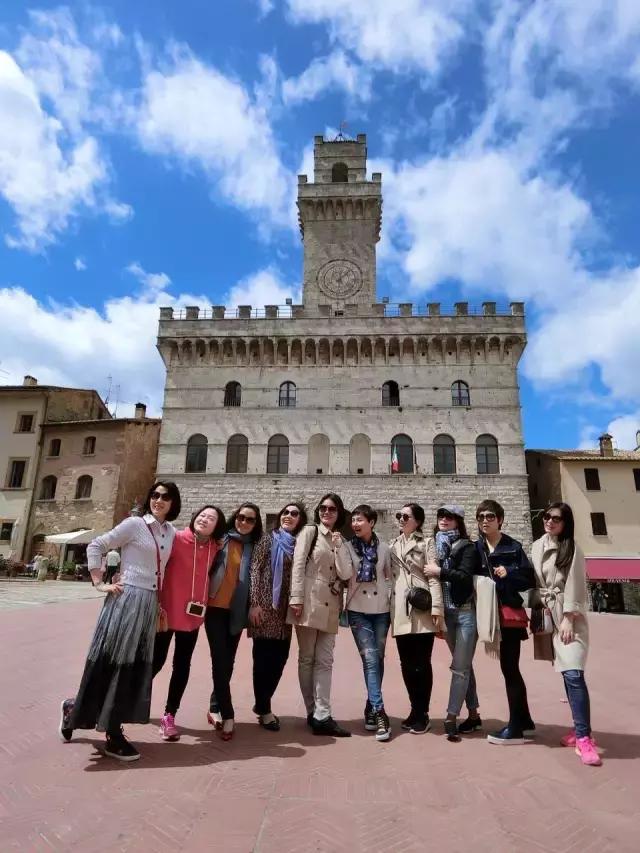 融资1500万，“灵魂有香气的女子”这一年做对了什么？