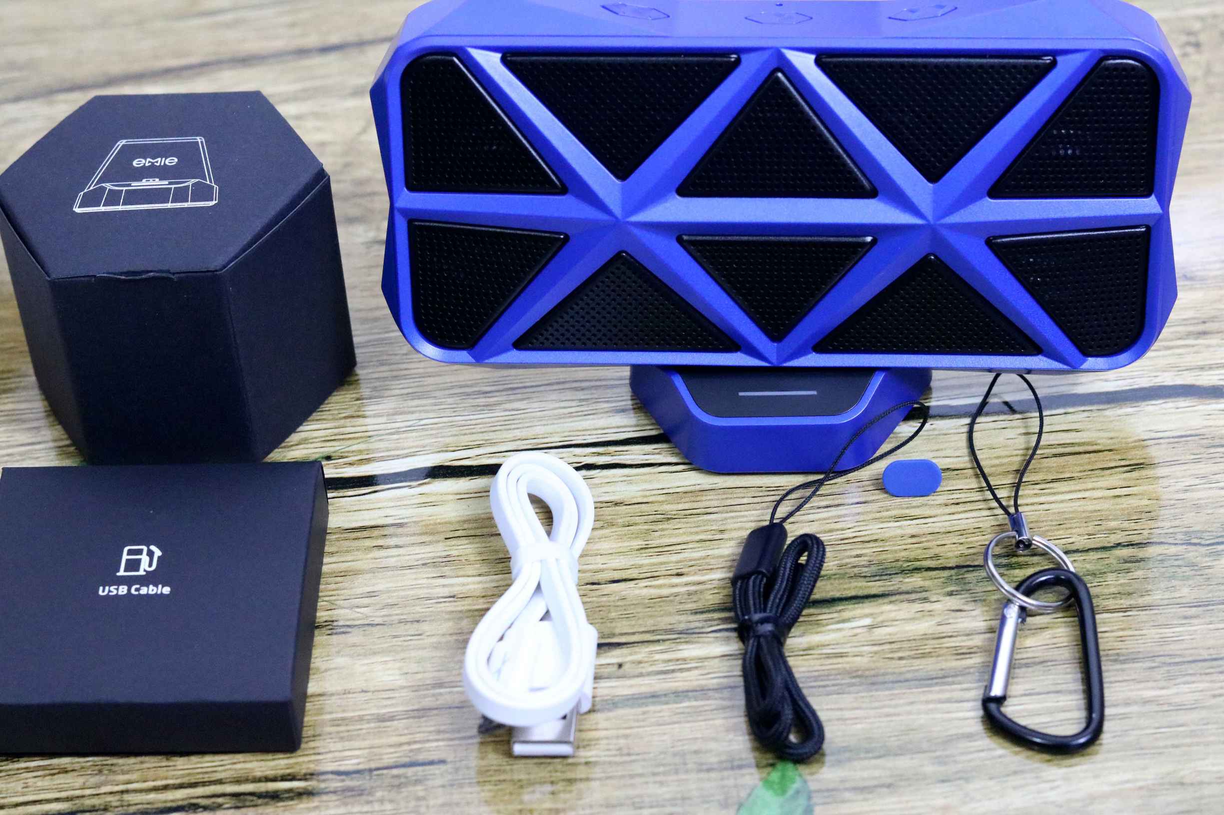 形如时尚跑车，声音强劲澎湃，双11你做到剁手的准备了吗？