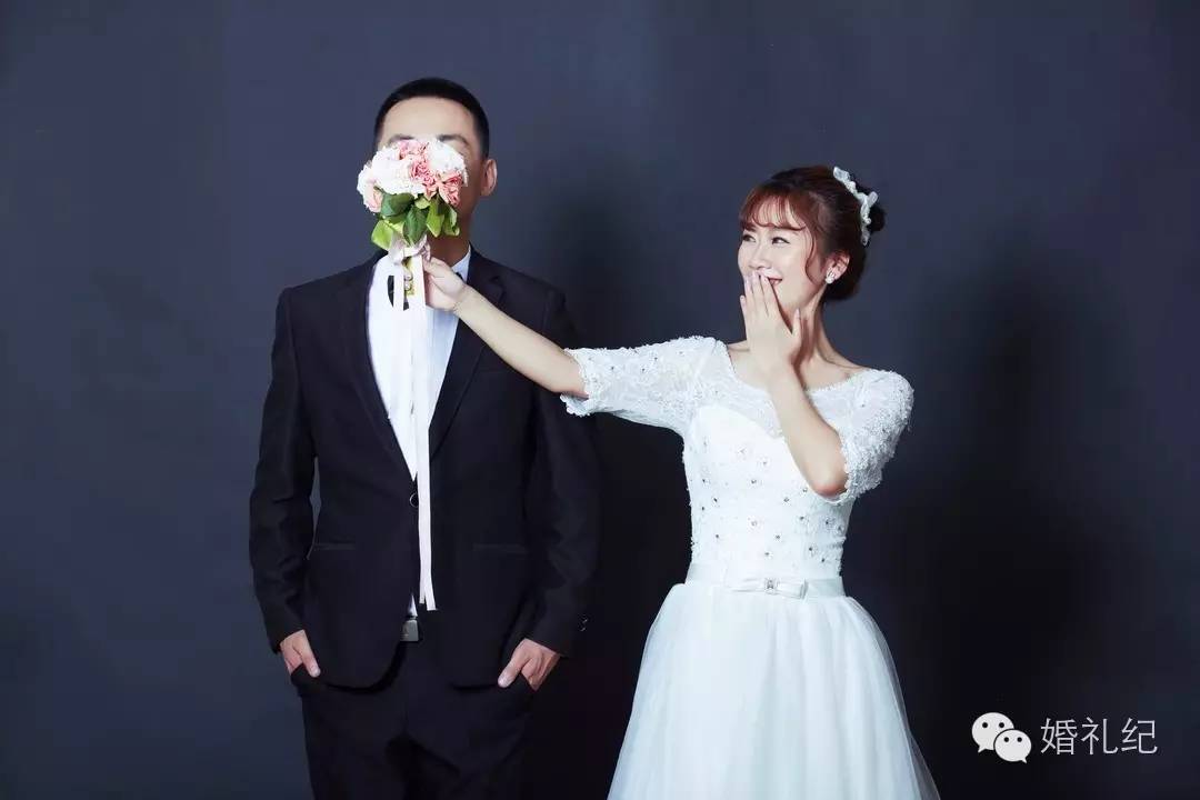 在哪里拍的婚纱照最好看,最大的一张婚纱照放在哪里最合适