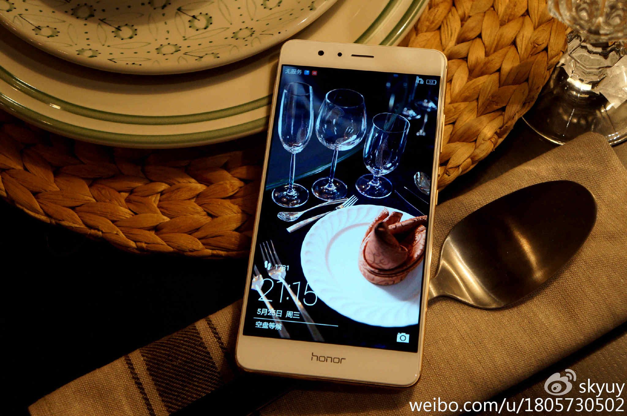 荣耀v8手机测评,荣耀至尊v8平板测评