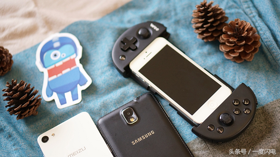 飞智wee手柄支持ios15.0,飞智游戏手柄wee拉伸手柄