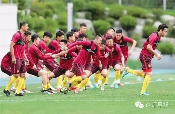 今日郑州2016年11月8日（农历丙申年十月初九星期二）