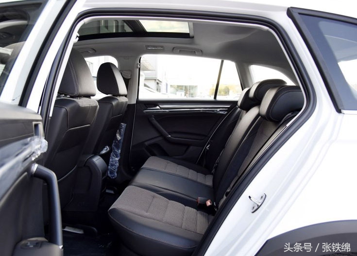 宝来全景天窗是哪款,2023款宝来有全景天窗吗