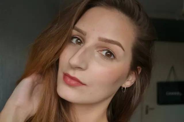 香奈儿口红三支套装试色,看了又看银珠的口红