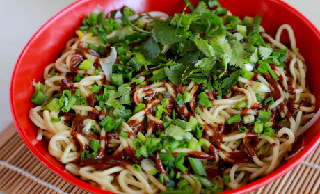 做一个行走的吃货—河南省看看除了举世闻名的辣条还有哪些好吃的