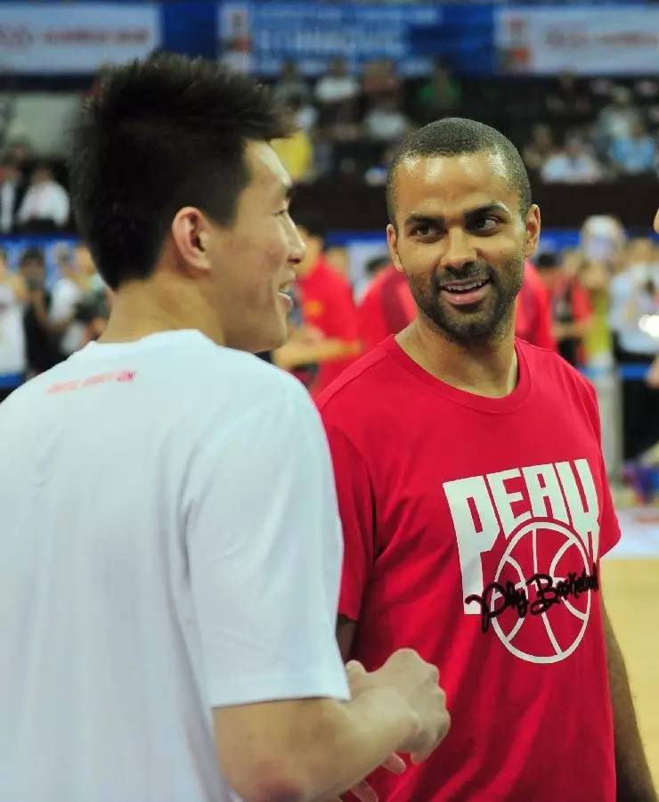 说到油漆区飙车，我只服托尼帕克