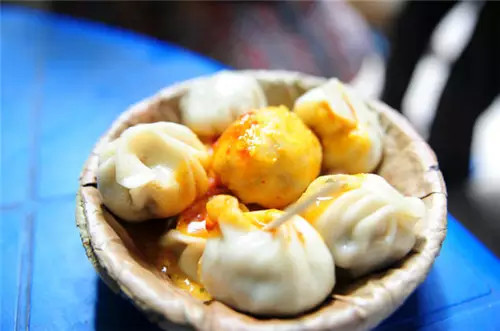 尼泊尔这个国家最喜欢吃什么 (西藏的尼泊尔美食)