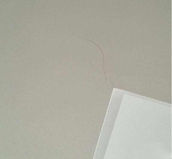 防止吊顶竖缝开裂的最佳方法,吊顶开裂如何修补防灰尘