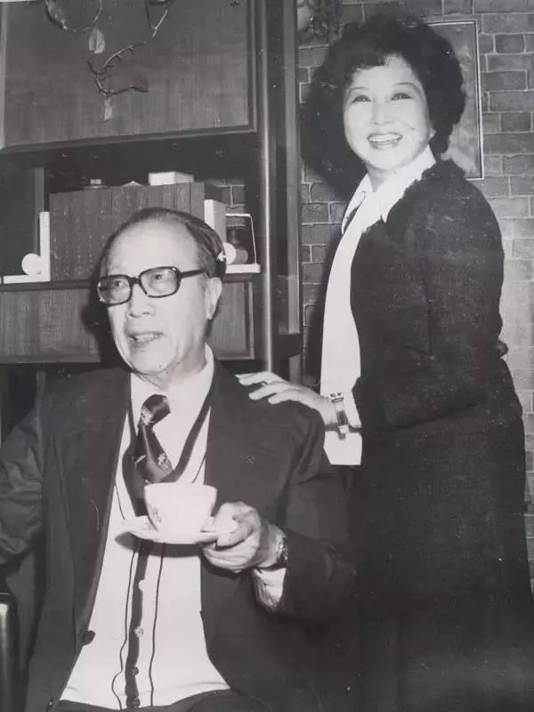 不许你再叫我先生,不许你再叫我夫人原版