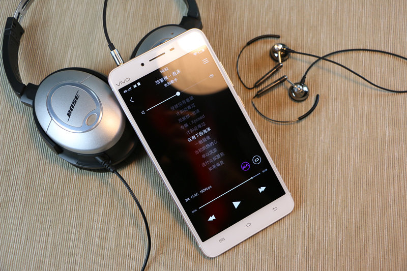 只听声音就能辨别车型,有hifi音质的手机有几款