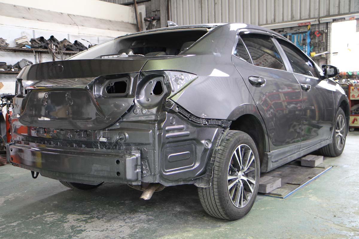 大事故拼接车维修视频,大撞车修复