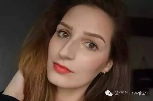 香奈儿口红三支套装试色,看了又看银珠的口红