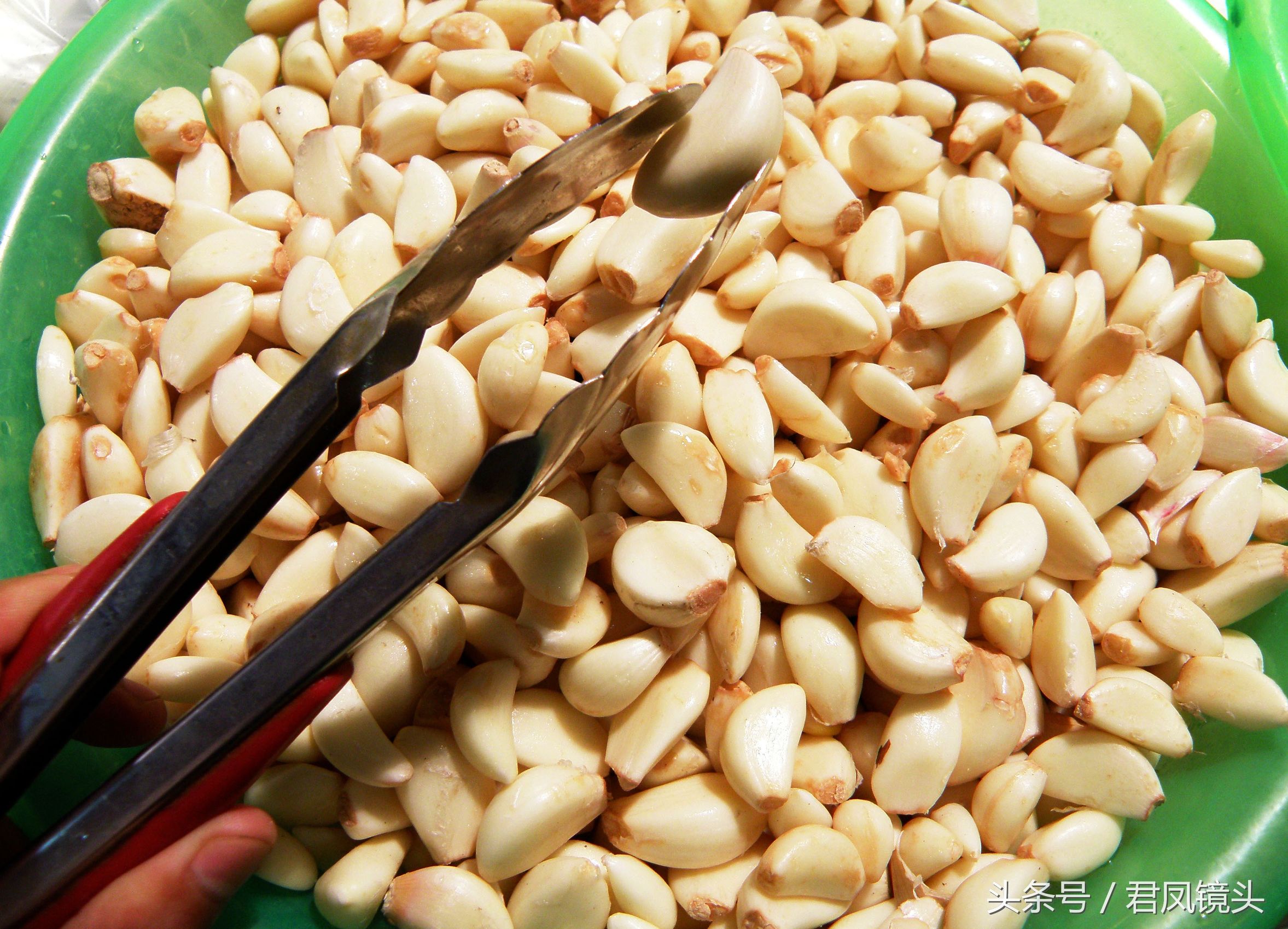 大蒜杀菌消炎食疗方法,吃大蒜能防虫吗