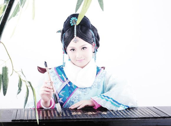 投影机对比度和亮度调多少合适,客厅投影仪对比度和亮度多少合适