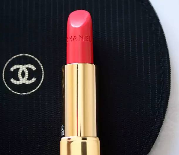 香奈儿口红三支套装试色,看了又看银珠的口红