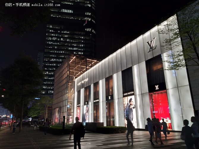 vivox100评测摄像功能,vivox100评测科技美学