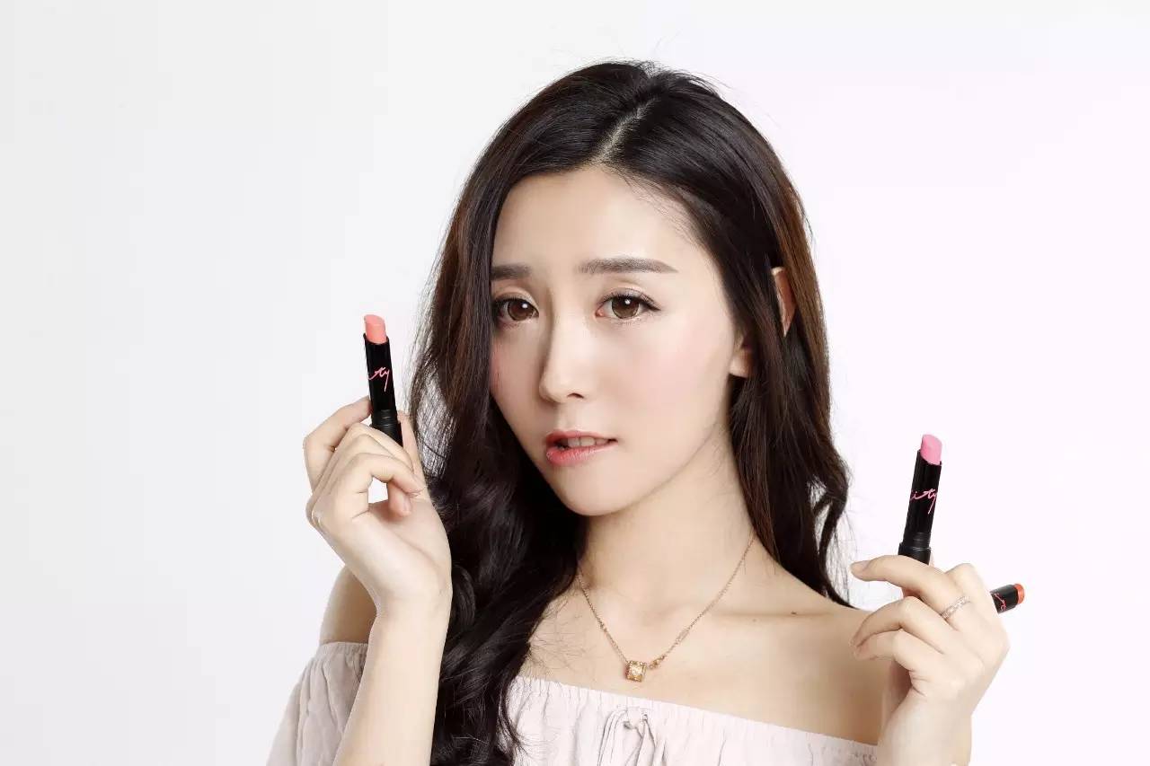 唐雪卉简历,唐雪卉美女图片