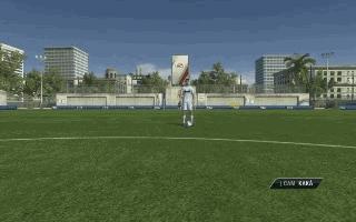 足坛10大过人必杀技,大罗对小罗停球