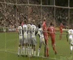 如果可以，我愿意安菲尔德化作一叶红！