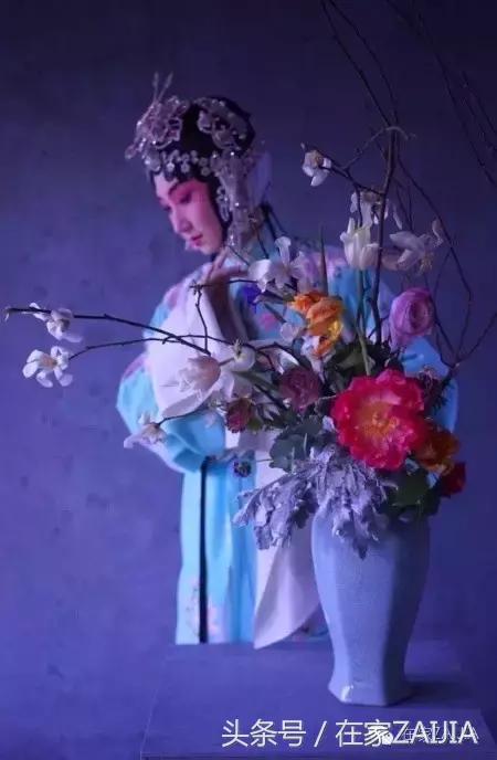 开家花店荒度余生赚得不多,开家花店度过余生