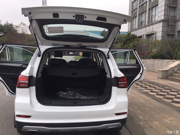 10万公里的荣威rx5用车感受,第三代荣威rx5使用一个月的心得