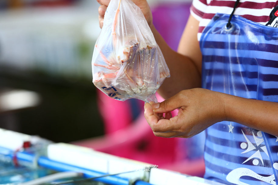 现在的三亚海鲜市场,海鲜市场发现什么东西
