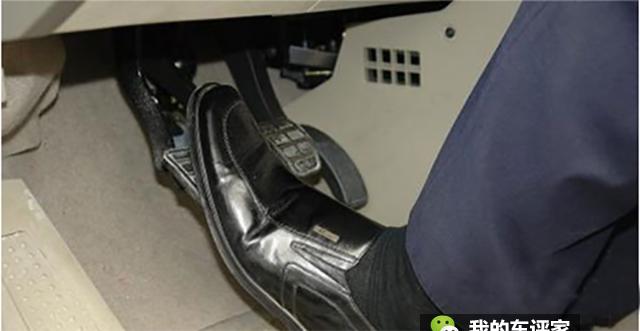 在驾校被骂正常吗怎么回复,在驾校学车时是如何被教练骂的