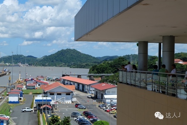 巴哈马和巴拿马区别,巴哈马跟巴拿马