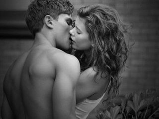 跟有hpv的人一起睡会感染吗,hpv同住会传染吗