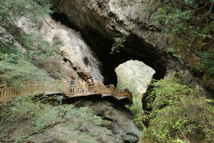 狼牙山的玻璃栈道最近开放吗现在,2024狼牙山五一玻璃栈道开放吗