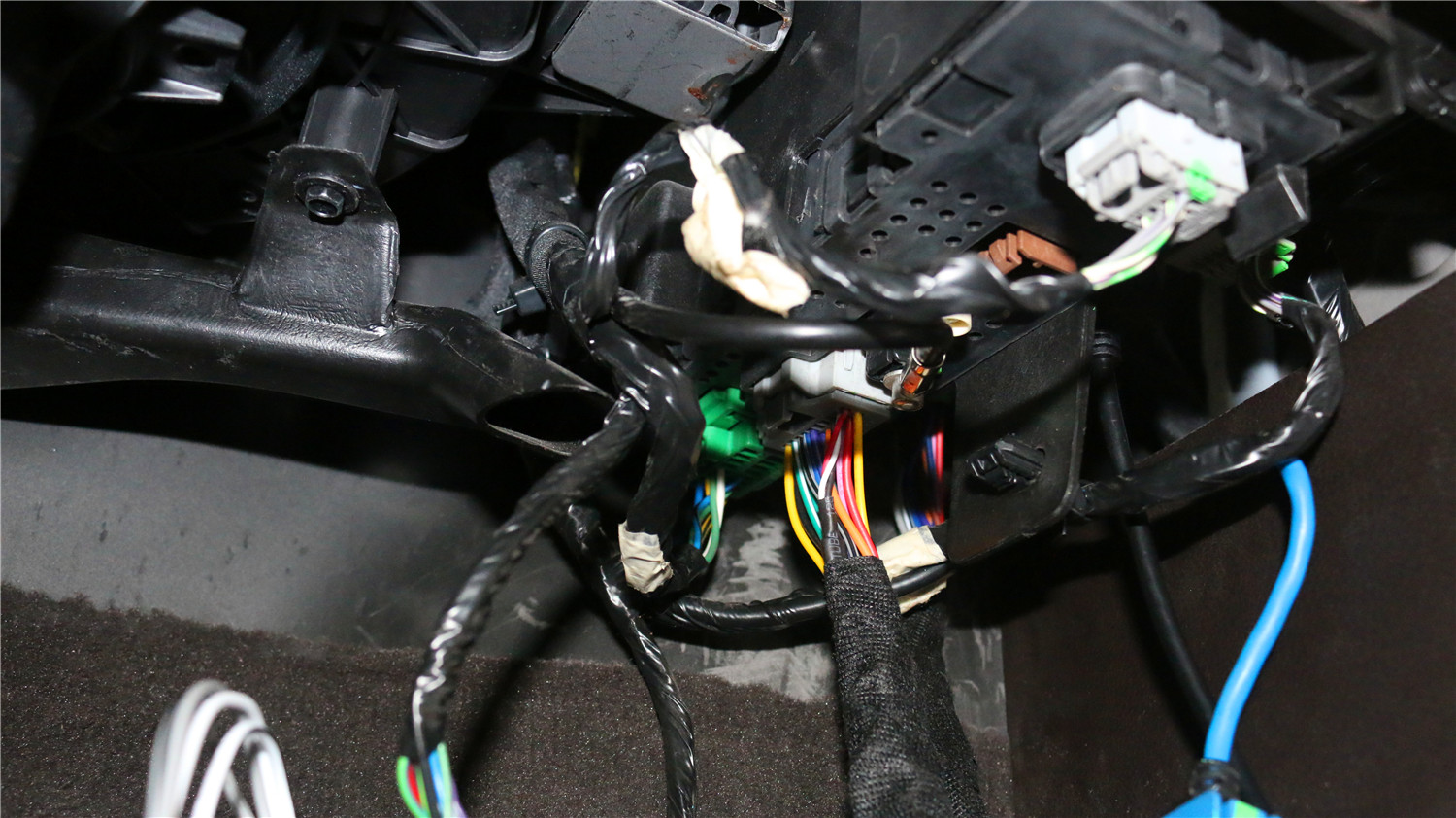 13款别克君越智能导航,别克君越最好的导航一体机