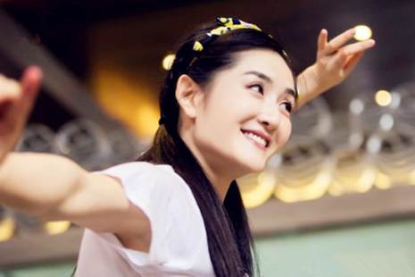 赵丽颖杨幂baby倪妮,赵丽颖和杨幂玩游戏