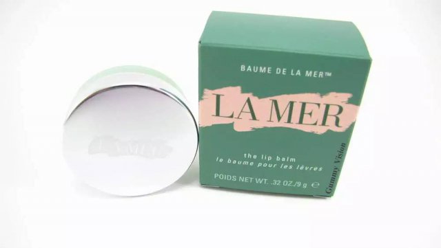 嘴唇干裂和接吻有关系吗,嘴唇干裂和胃有关系吗