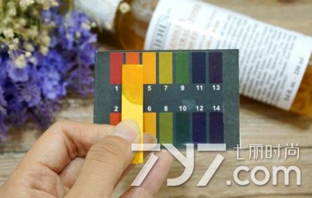 痘痘肌适合用科颜氏金盏花水吗,科颜氏金盏花水适合什么肤质