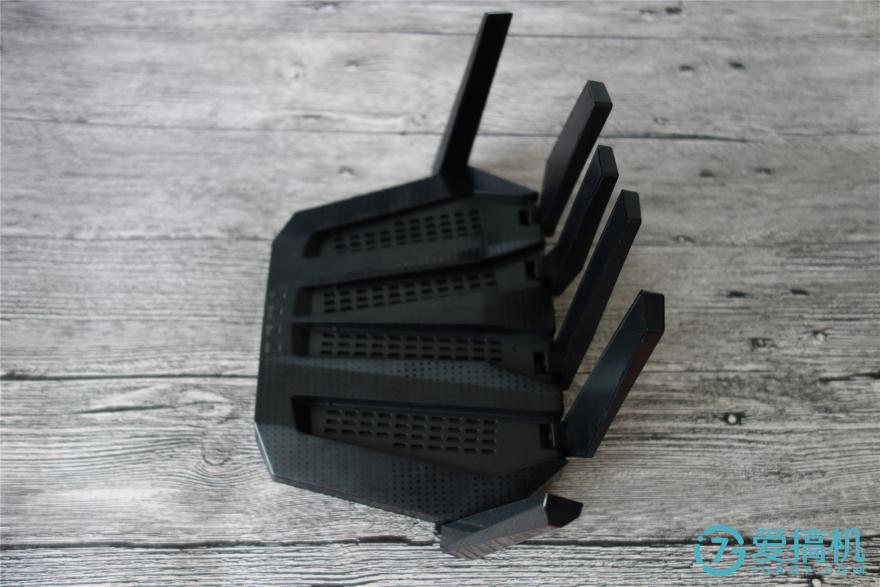 路由器中的坦克王——JCG双频路由器