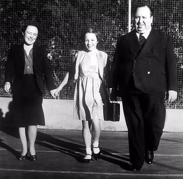 希区柯克的电影成就,希区柯克的哪一部电影最值得观看